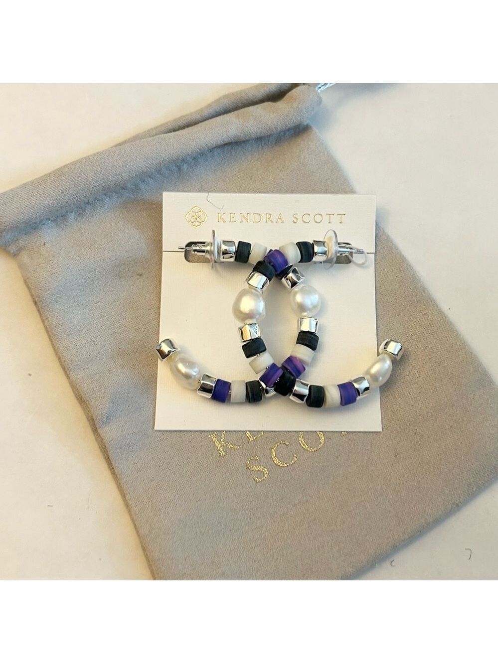 Kendra Scott Hoop Earrings NWT - Picture 2 of 8